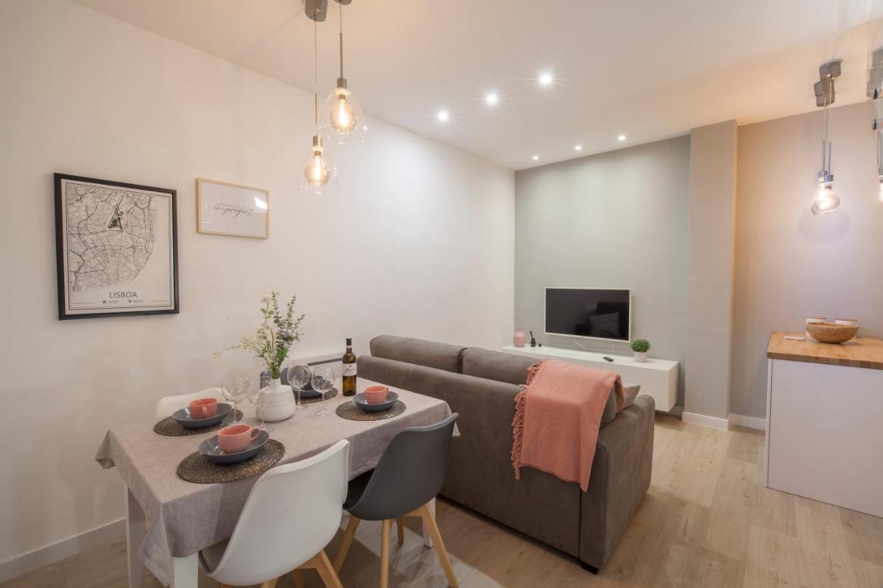 El Apartamento De Rosi Sevilla Buitenkant foto